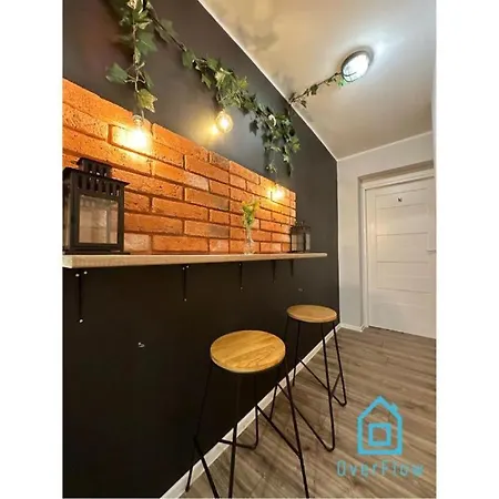 民宿 Cosy - Peaceful Retreat, 2 Minutes To Old Town 格但斯克