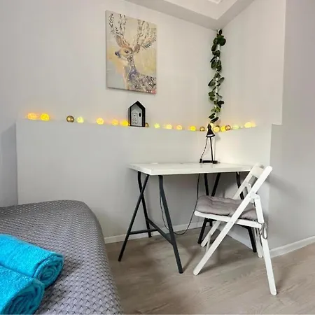 홈스테이 Cosy - Peaceful Retreat, 2 Minutes To Old Town 그단스크
