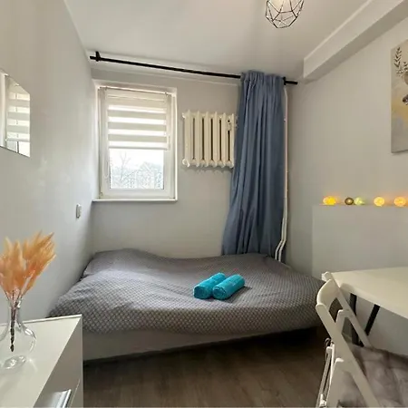 Cosy - Peaceful Retreat, 2 Minutes To Old Town Gdańsk