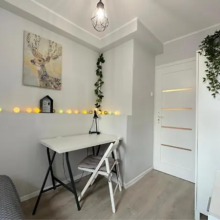 Cosy - Peaceful Retreat, 2 Minutes To Old Town Séjour chez l'habitant Gdańsk